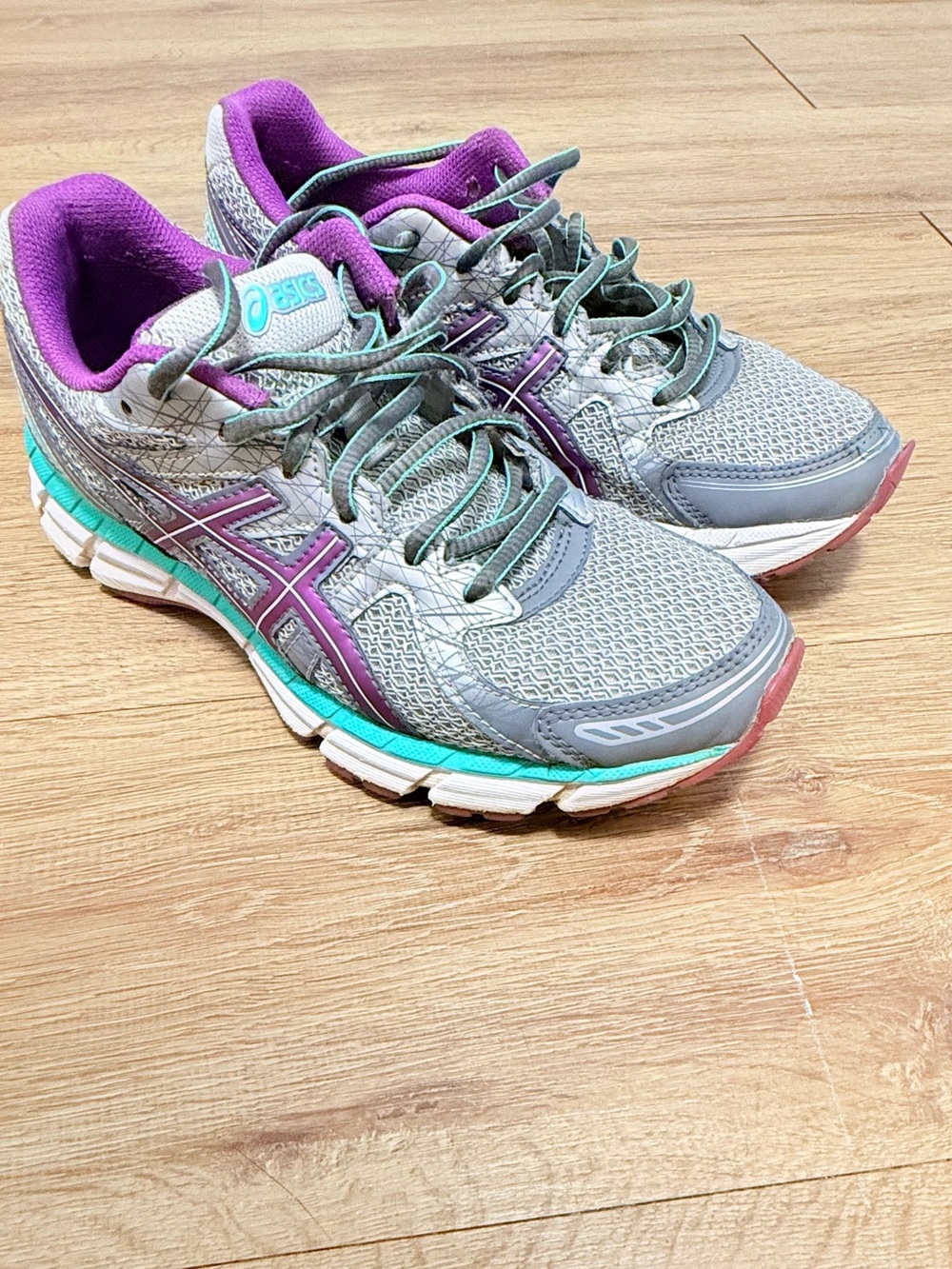 Asics Gray Purple Athletic Running Shoes with Teal Accents